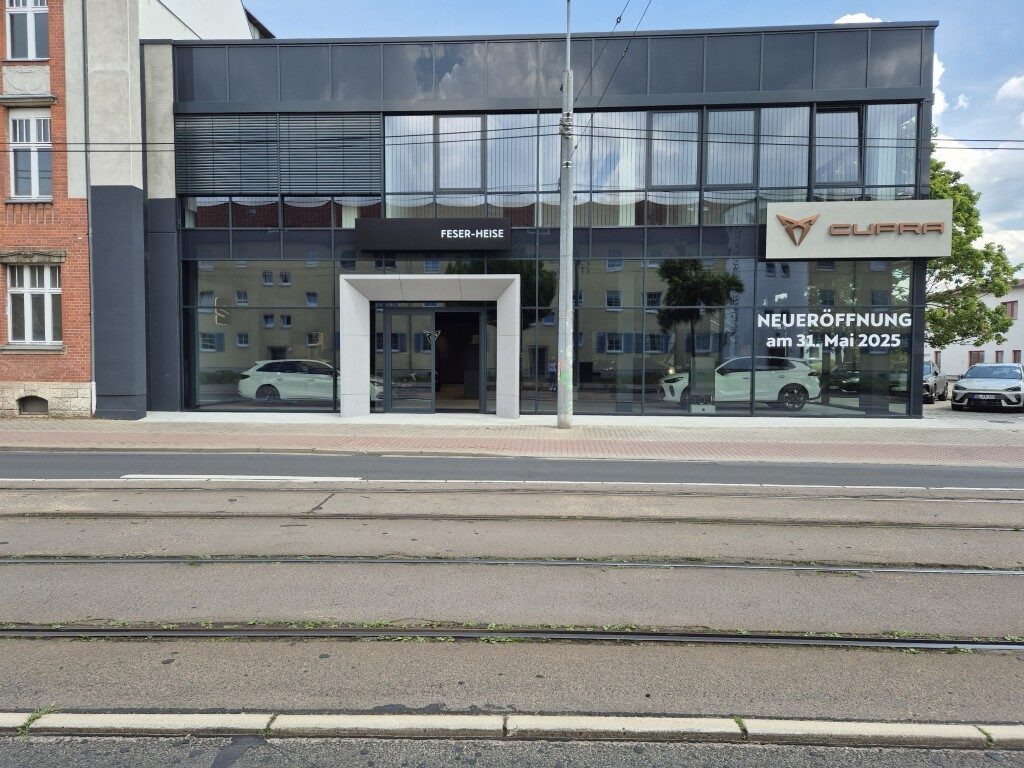 Neubau eines Cupra Showrooms